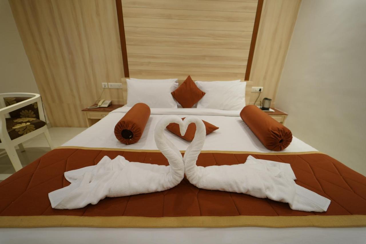 Hotel Palmyra Grand Inn Tirunelveli Kültér fotó