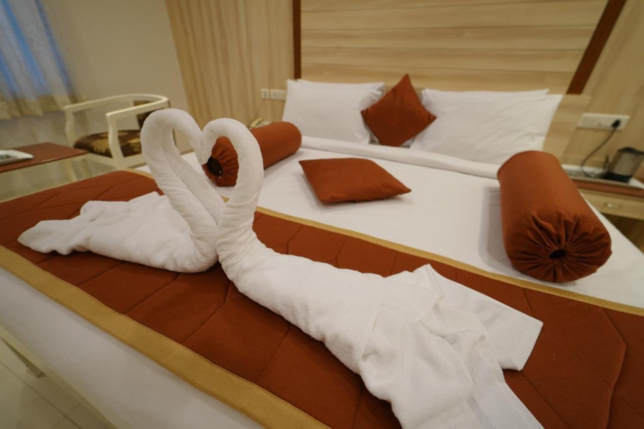 Hotel Palmyra Grand Inn Tirunelveli Kültér fotó