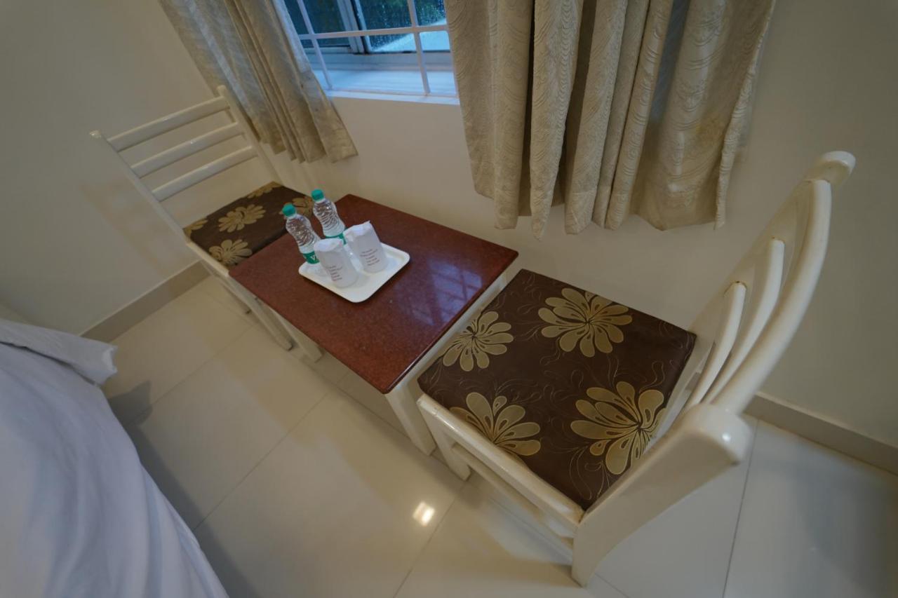 Hotel Palmyra Grand Inn Tirunelveli Kültér fotó