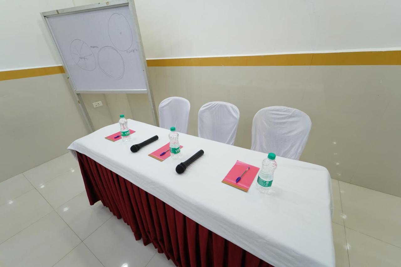 Hotel Palmyra Grand Inn Tirunelveli Kültér fotó