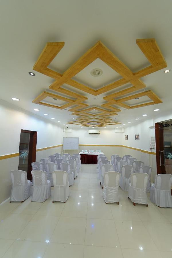 Hotel Palmyra Grand Inn Tirunelveli Kültér fotó
