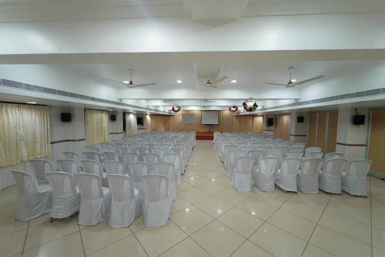 Hotel Palmyra Grand Inn Tirunelveli Kültér fotó